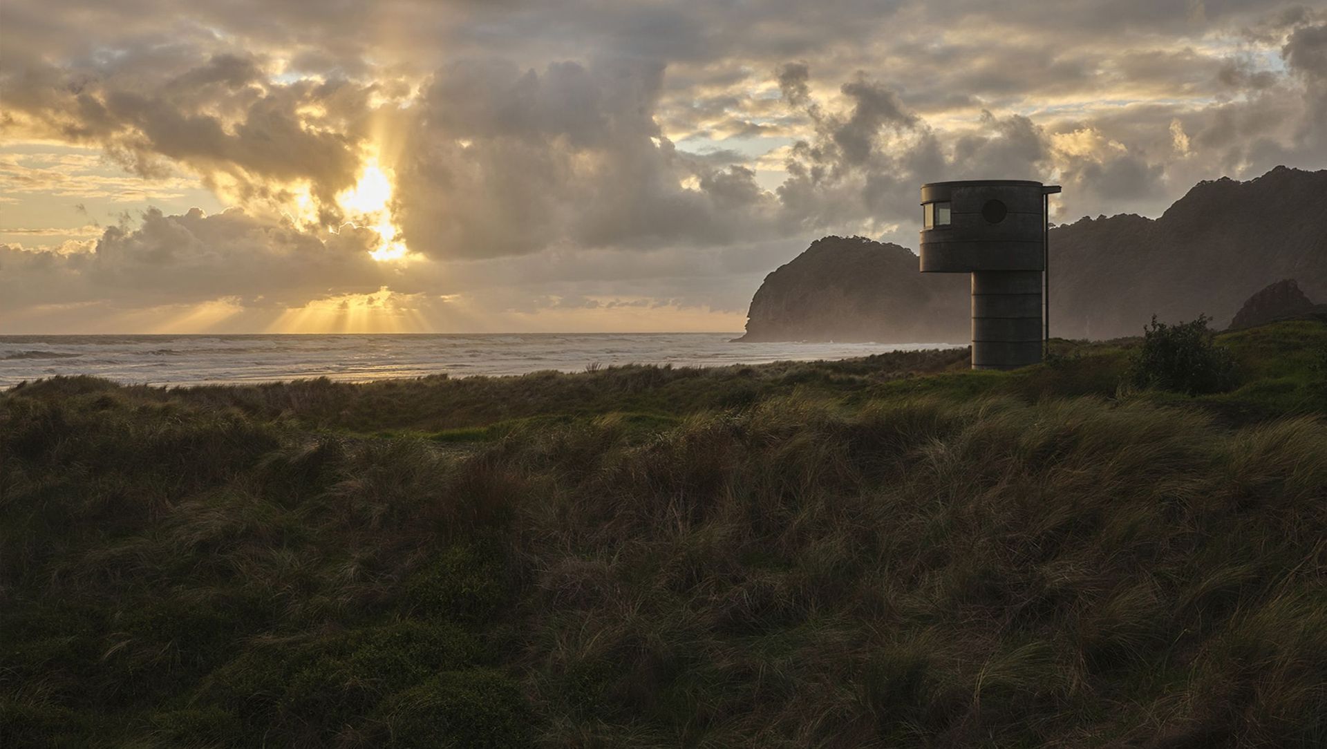 Te Pae North Piha Surf Life-Saving Tower | Project of the Month banner
