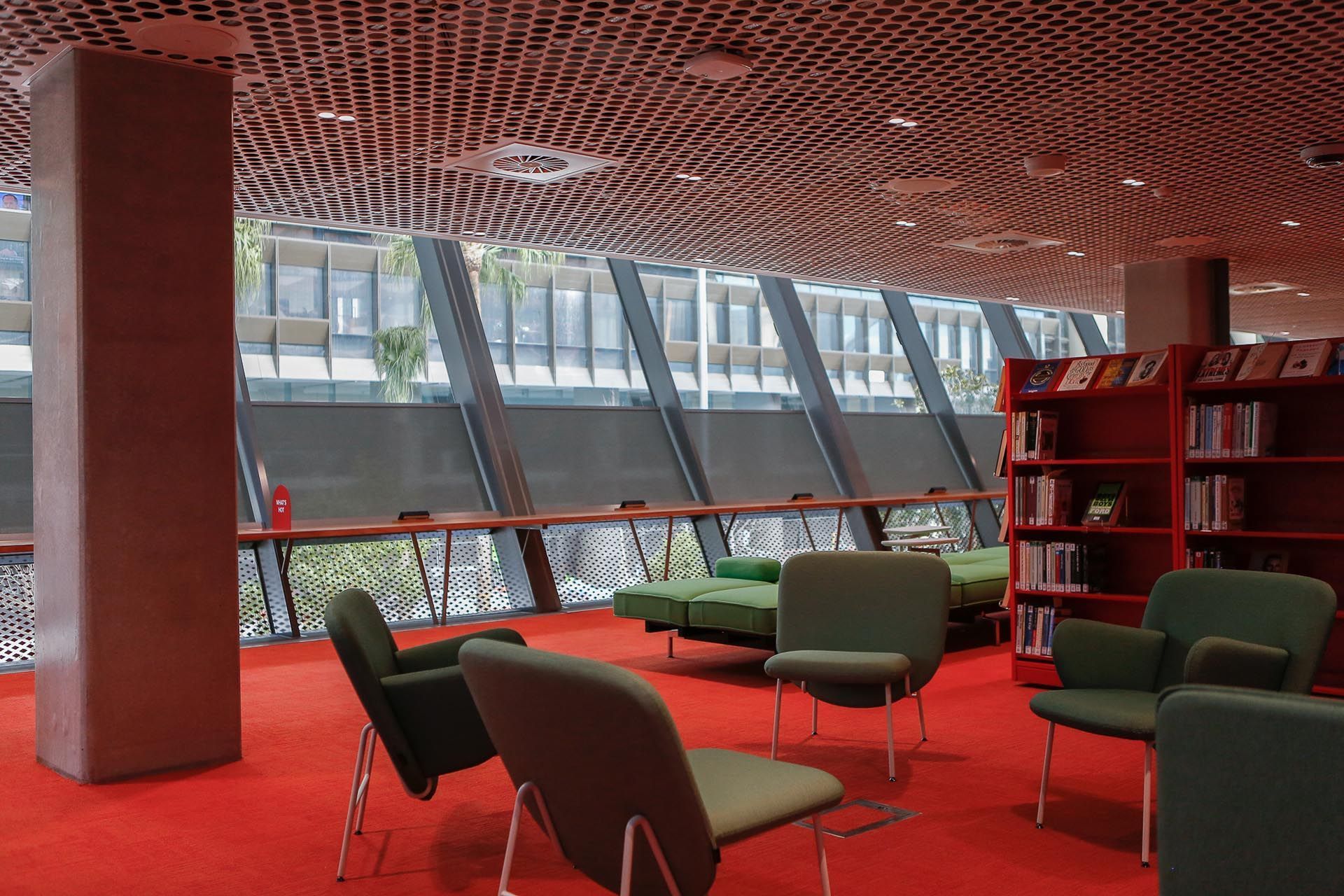 Vertilux-4-Paramatta-Square-Euroscreen-Roller-Blinds-2.jpg