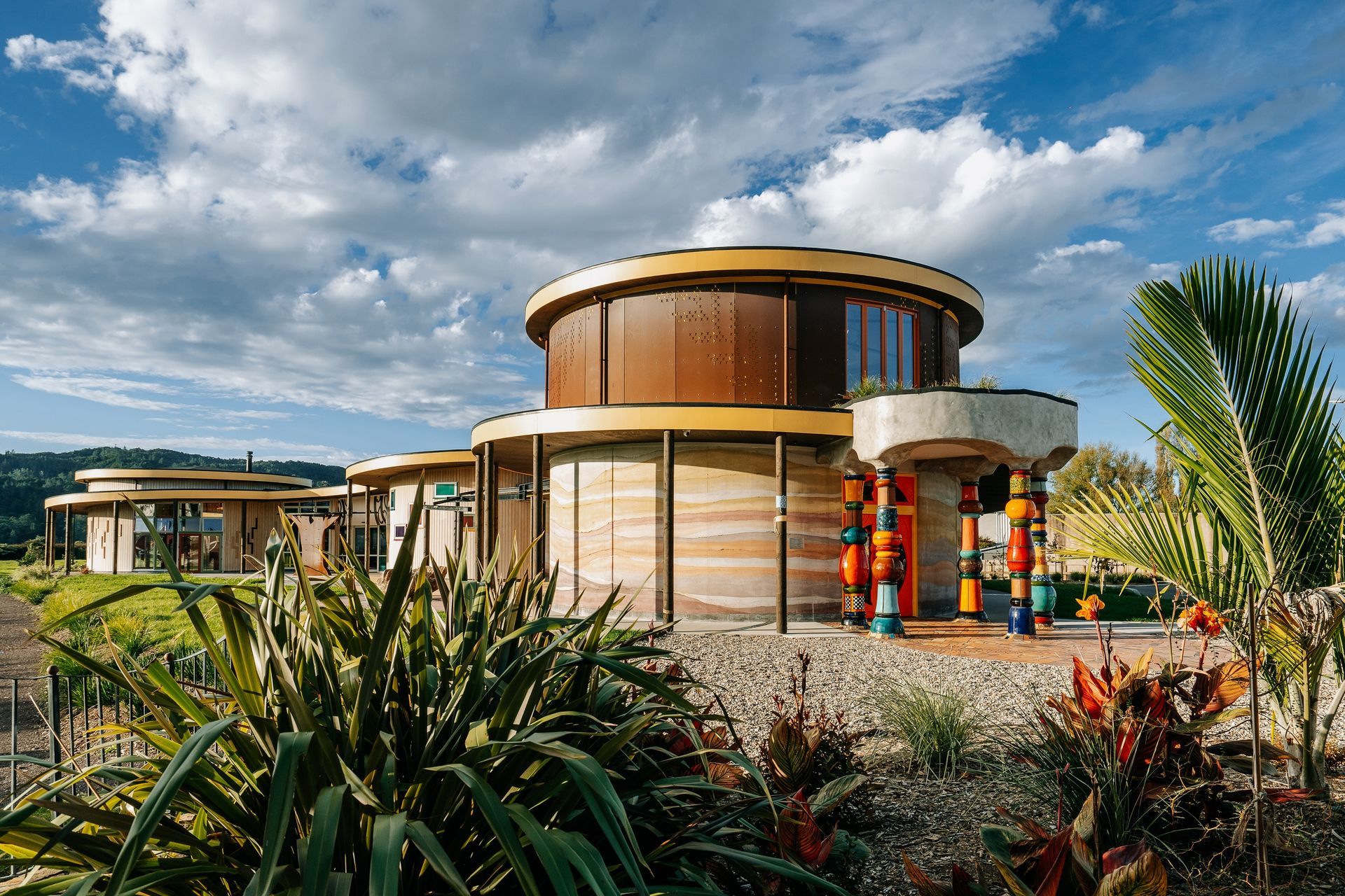Te Hononga, Kawakawa