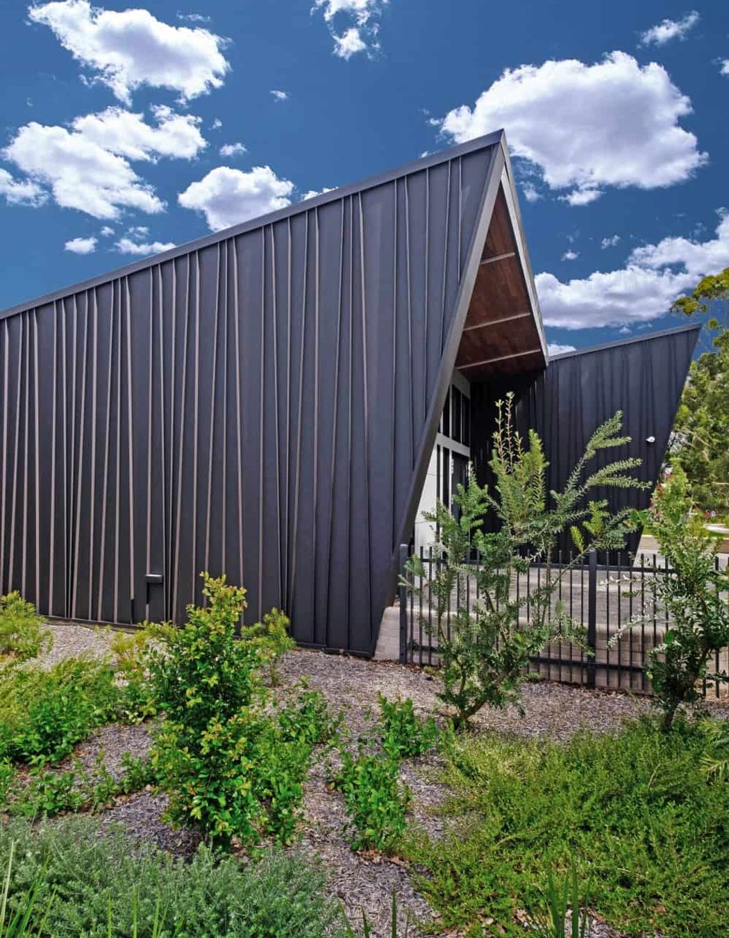 Storey-Park-Community-Centre-Genesis-Standing-Seam-Tapered.jpg