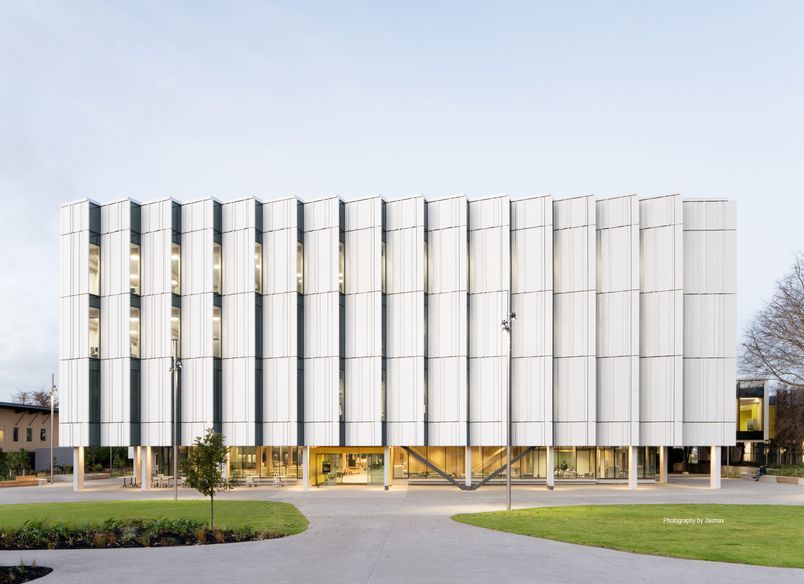 AUT A1 - Tukutuku Building