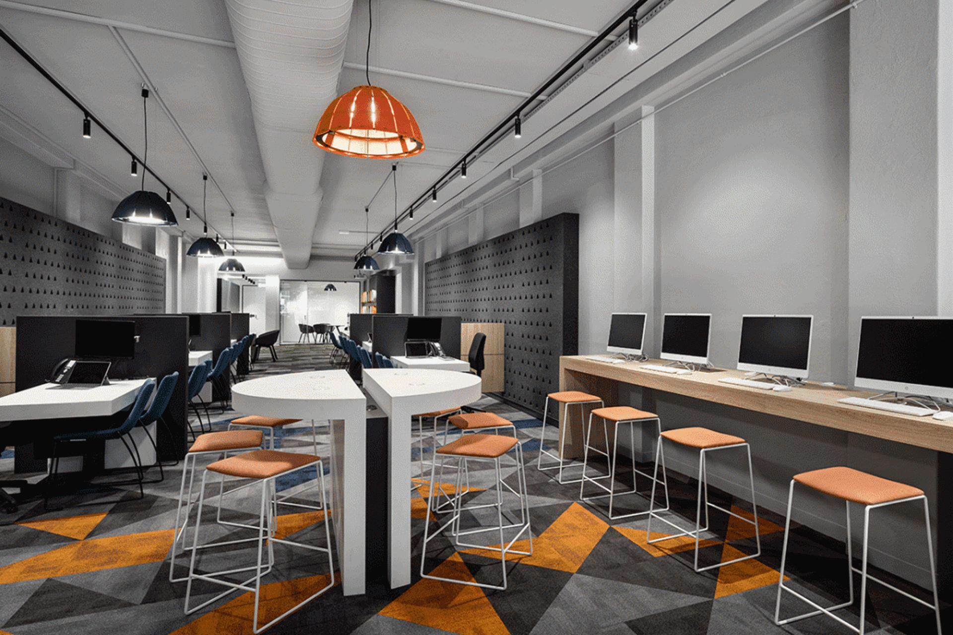 Photographer: Gallant Lee