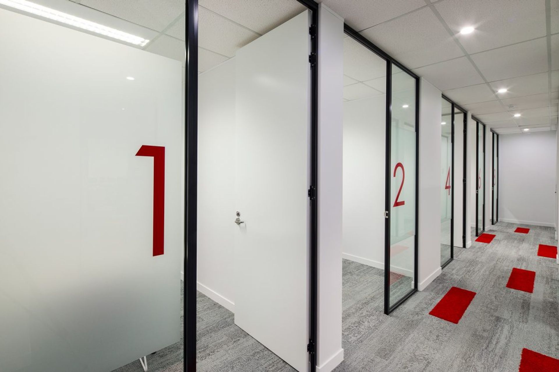 Photographer: Murray Harris