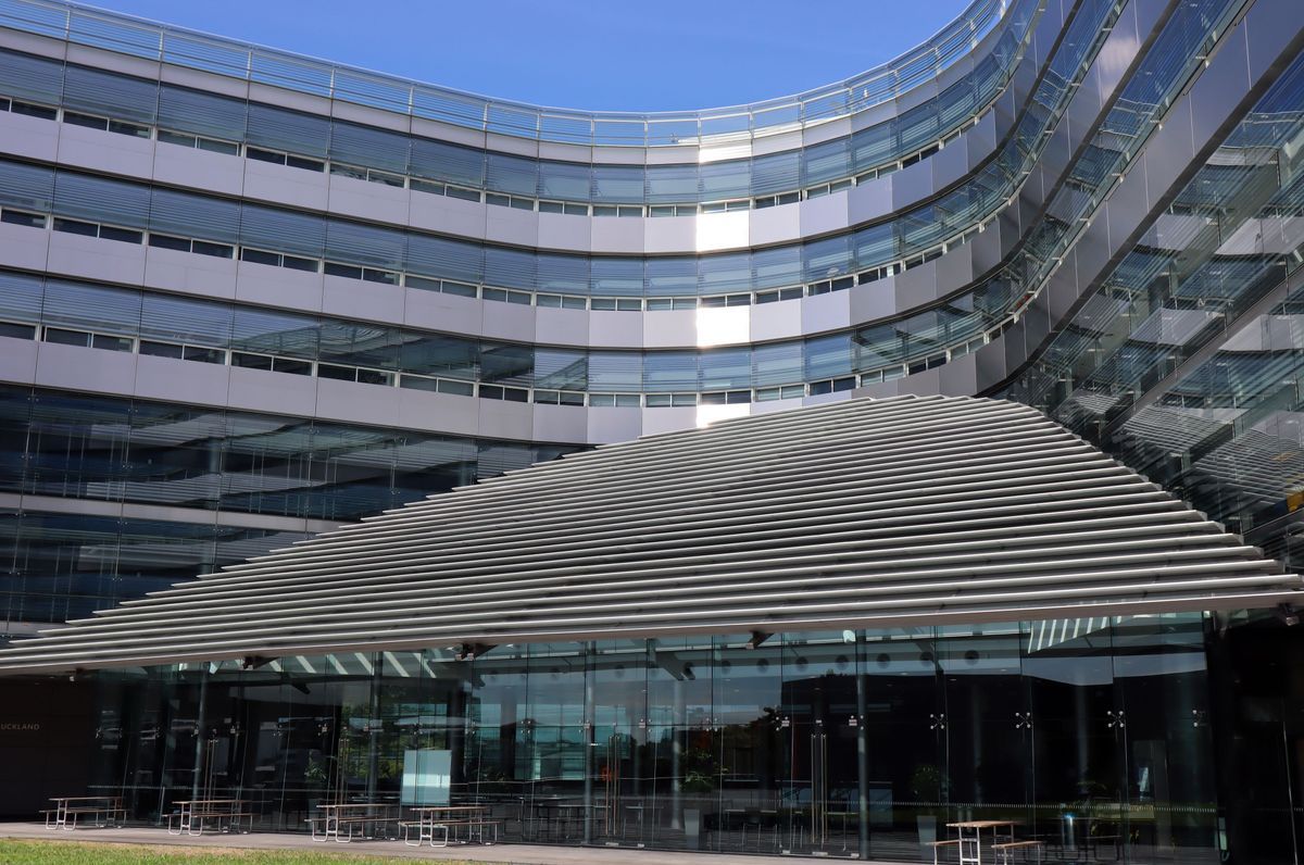 UOA Business School