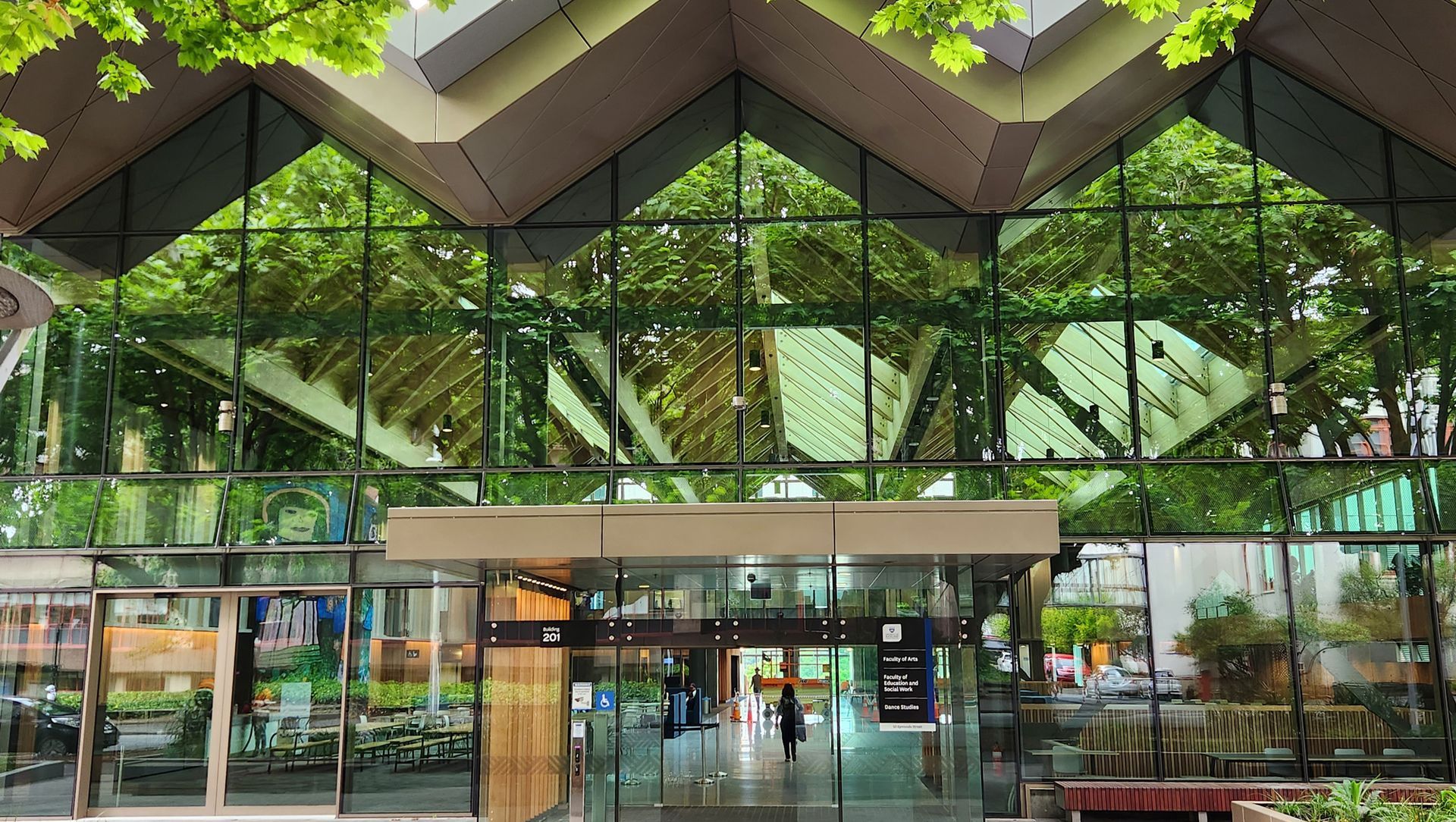University of Auckland Building 201 banner