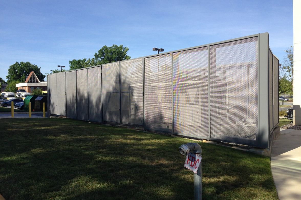 Hiding Mechanical Systems with Mesh Fences