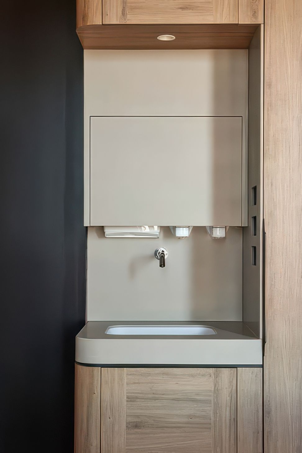 Gandel-WingStaff-handwash-2019-gigapixel-standard-v2-2x.jpeg