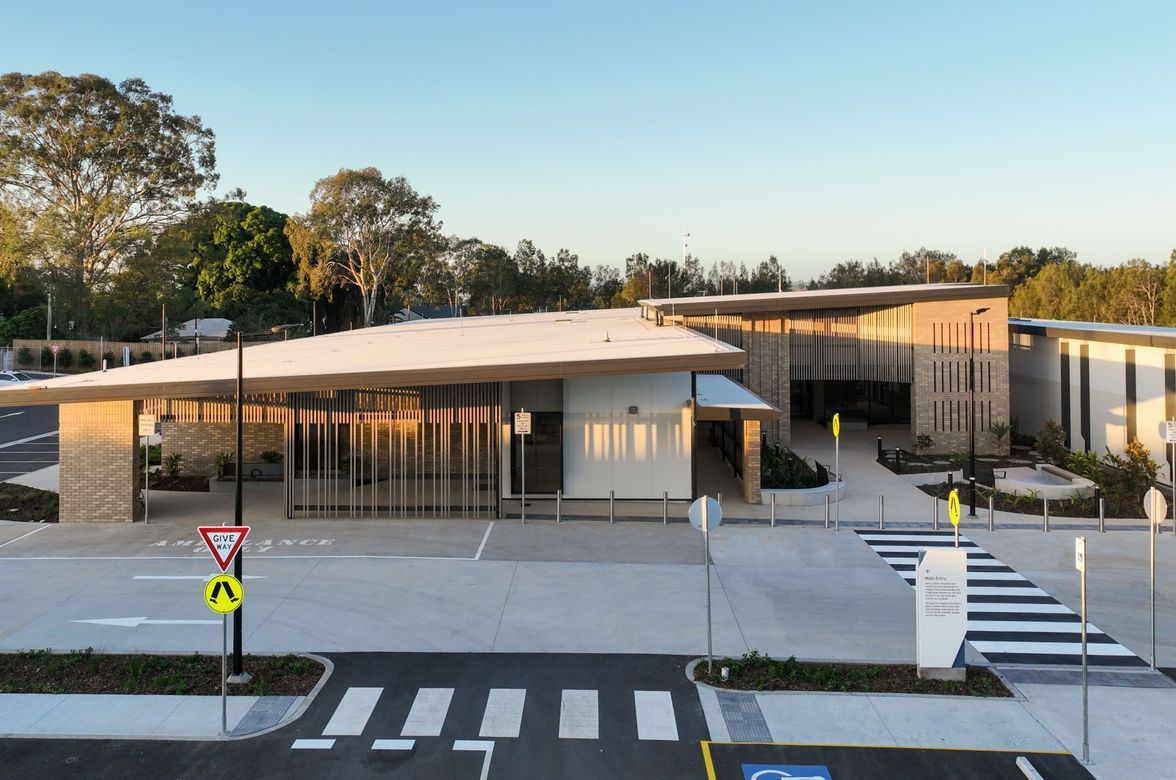 Satellite Hospitals by Fulton Trotter & Architectus