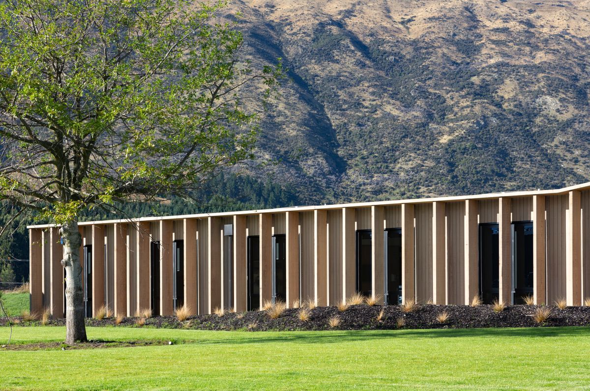 Warren & Mahoney | Southern Cross Hospital Queenstown