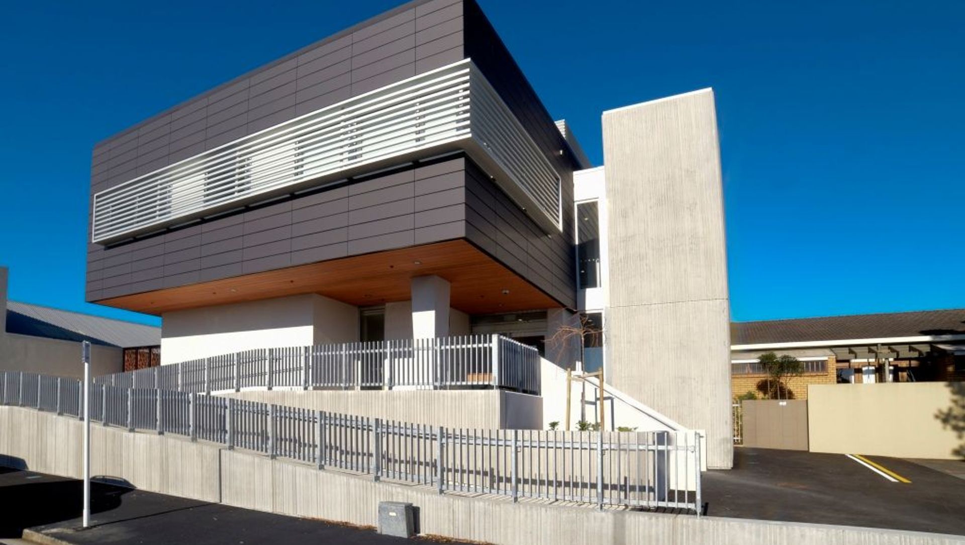 Southern Cross Hospital – Left Wing Extension banner