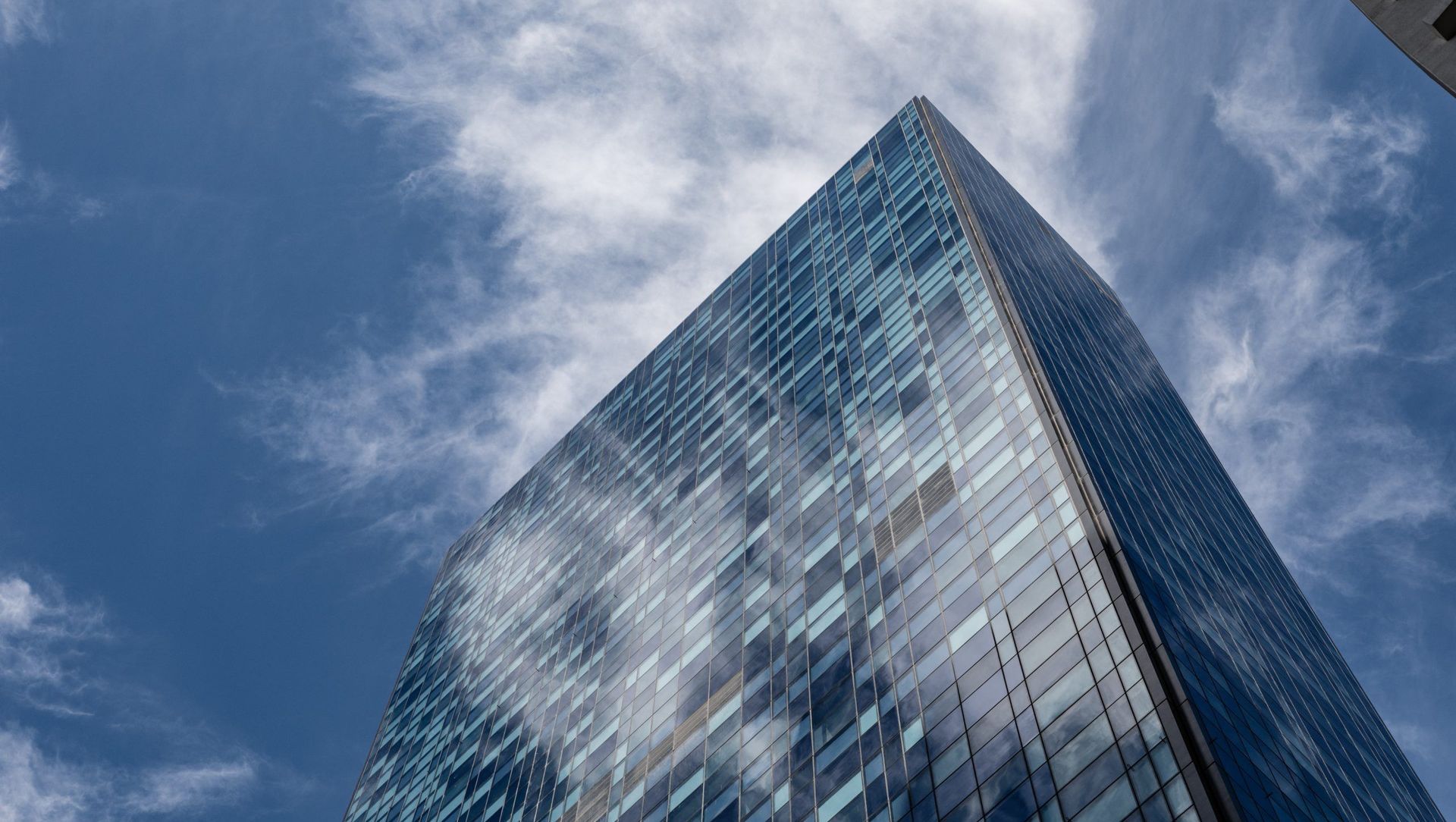 399 Little Lonsdale banner