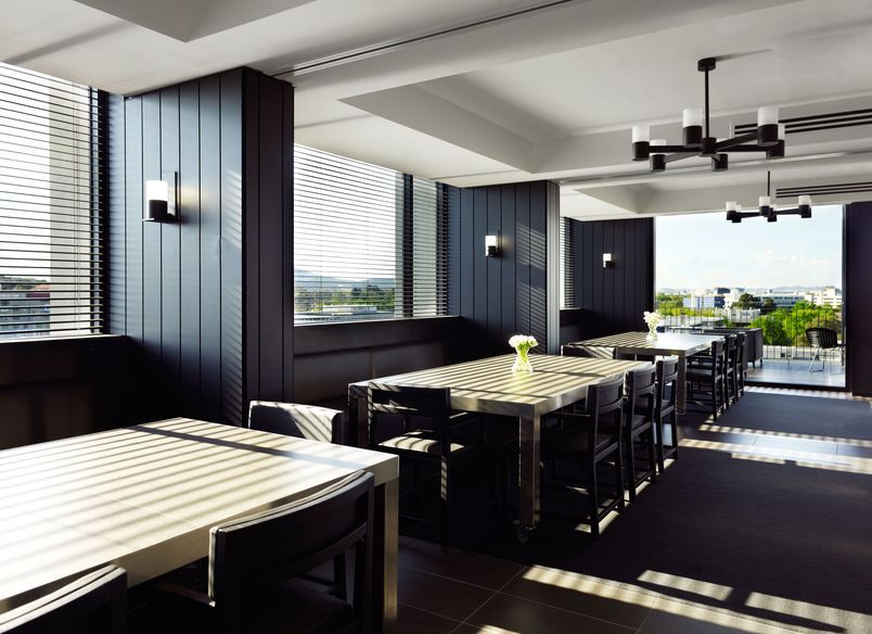 Hotel Realm & Burbury Hotel, Barton ACT