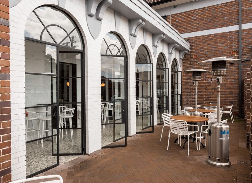 Crossways Hotel, Strathfield