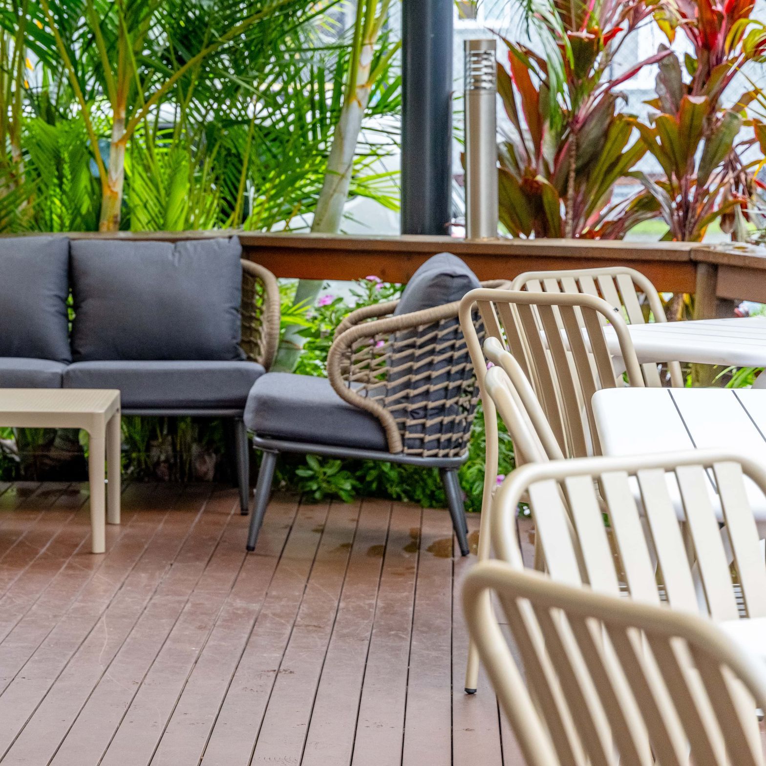 GC-Bistro-Tables-Chairs-Outdoor-7-min.jpg