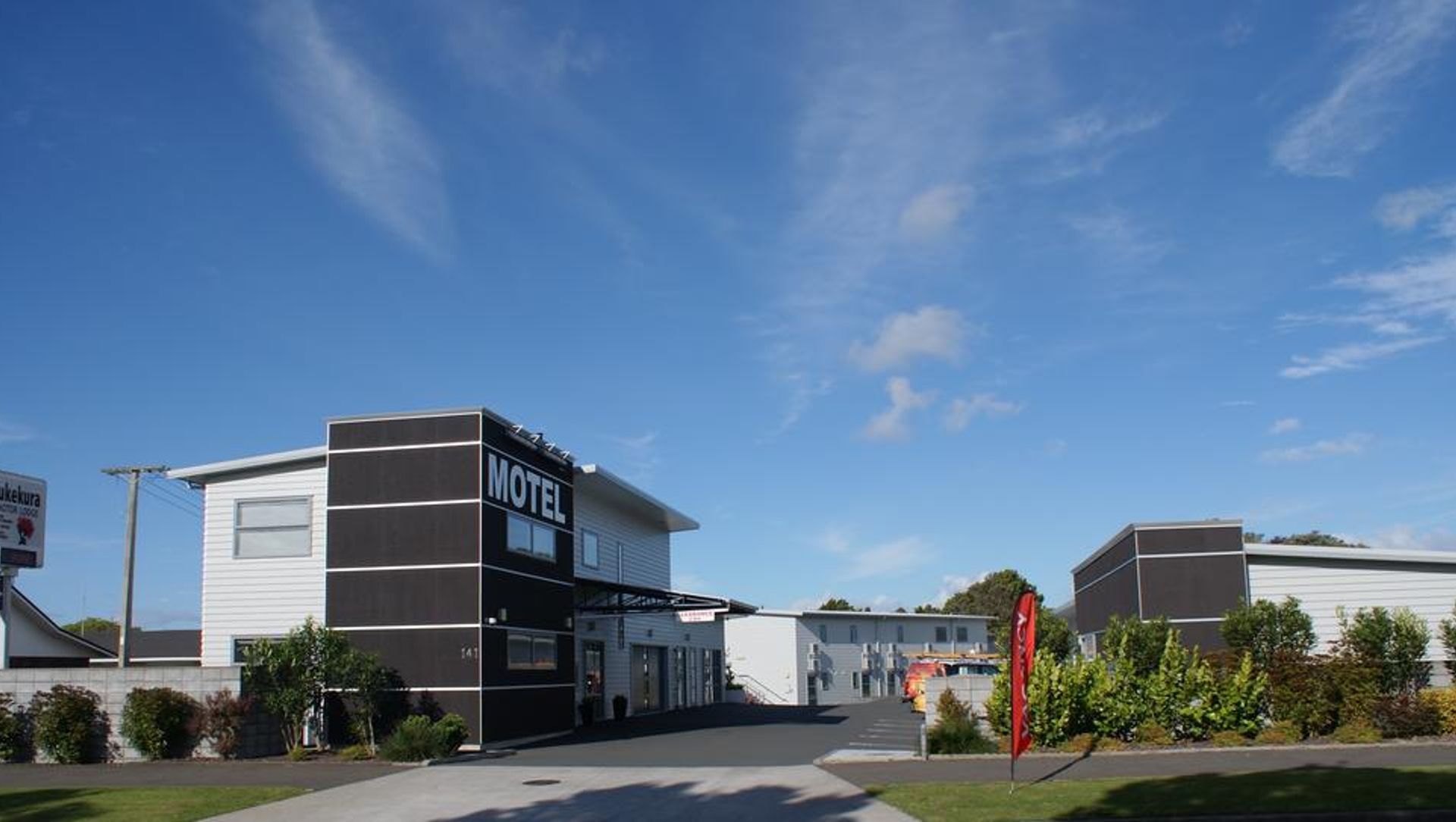 Pukekura Motor Lodge banner