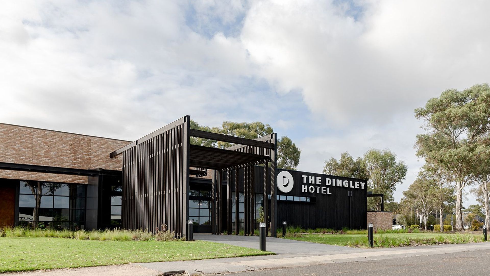The Dingley Hotel banner