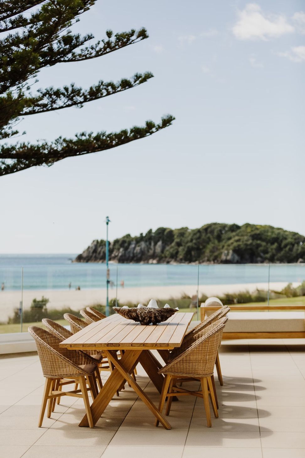 ZjB3dd3JpQ5PTQfrctrl-space-interior-design-MountMaunganui-hotel-hospitality-TheBeachBach-881A9388.jpeg