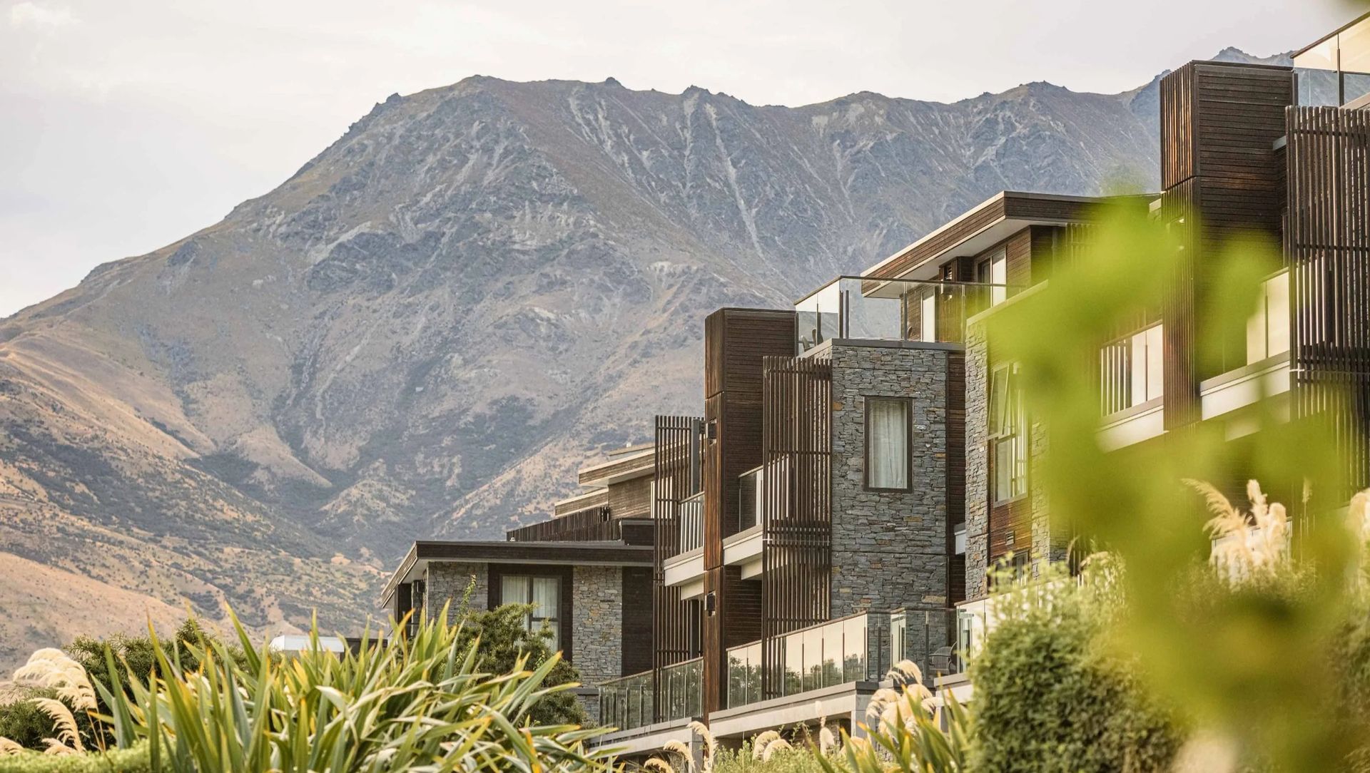 Hilton Hotel, Queenstown banner