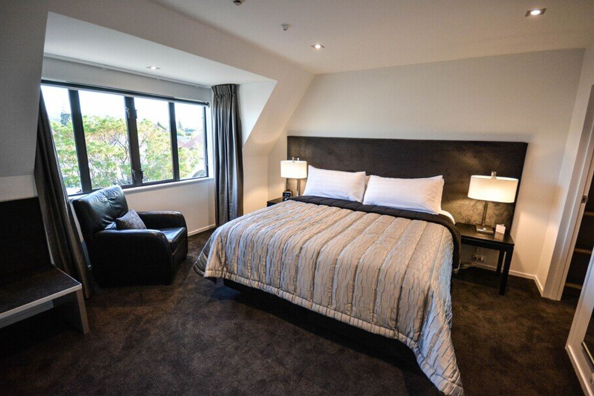 Chateau Marlborough: Additions &amp; Alterations