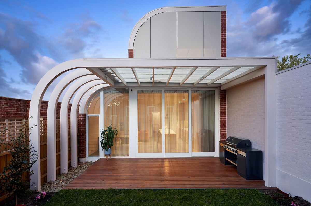 Deco House