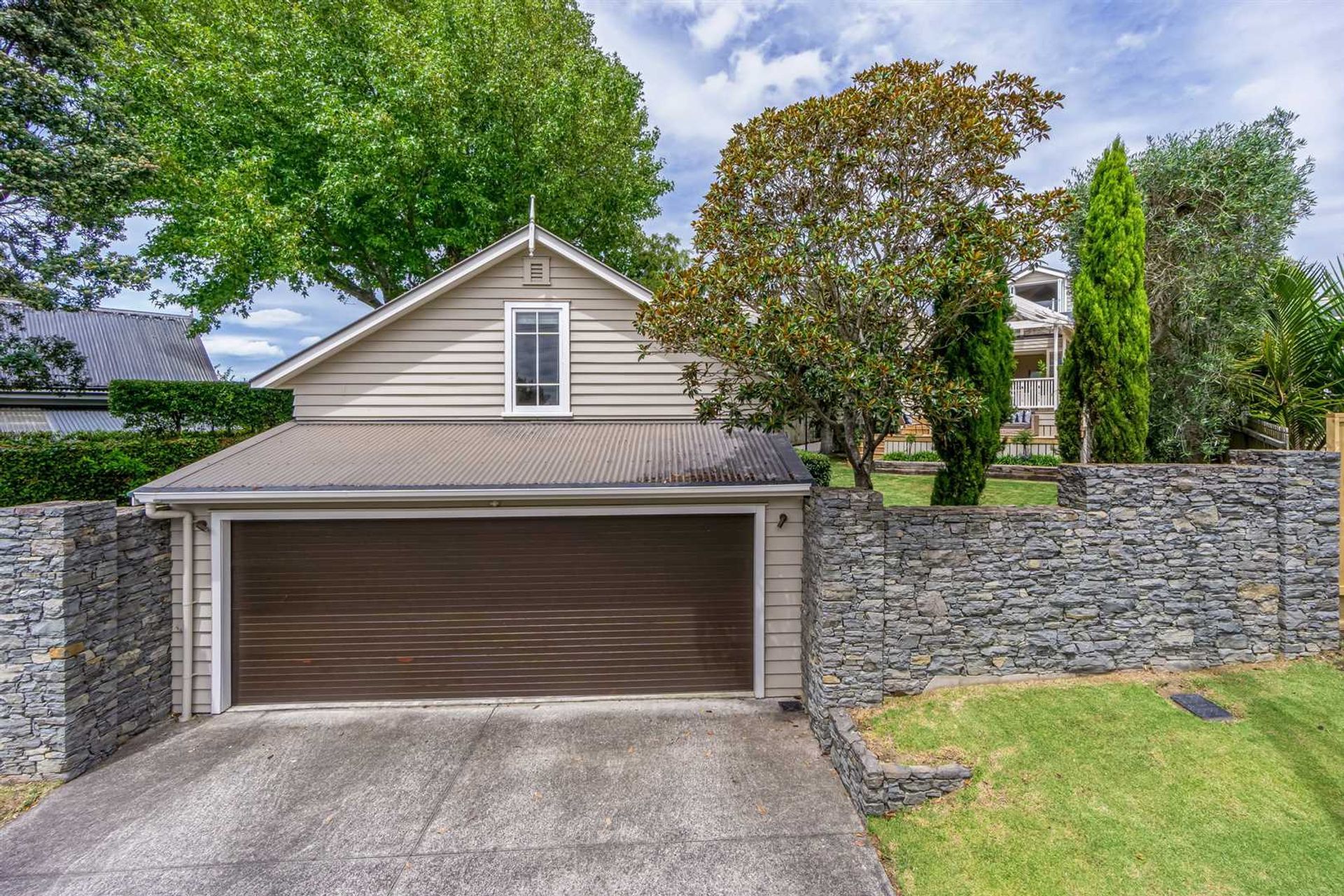 Hinemoa Street Birkenhead