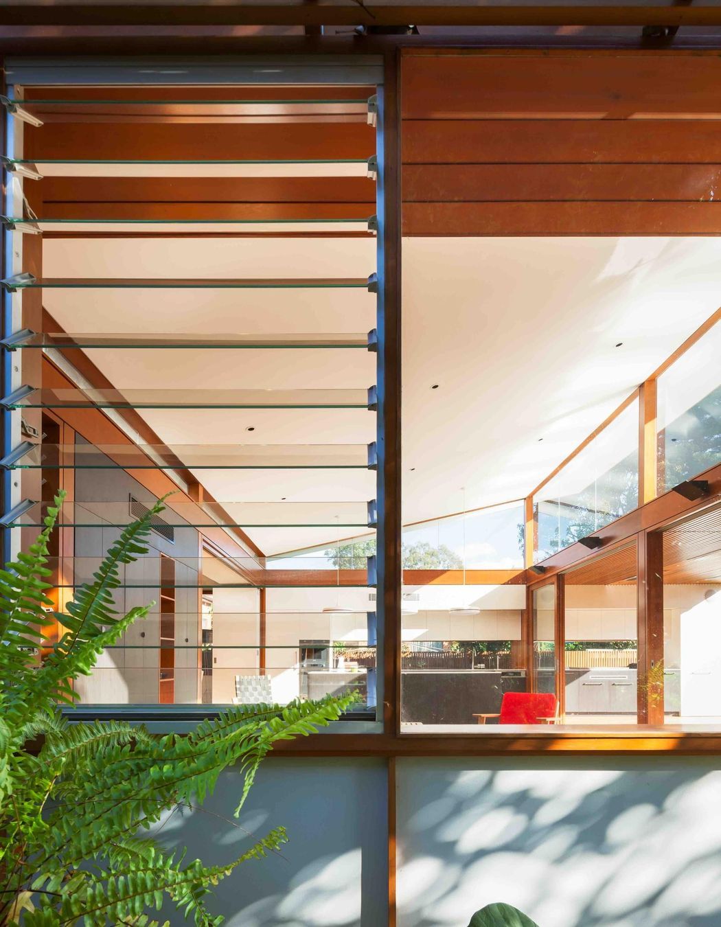 07-Matt-Day-Architect-Matt-Day-Louvres-Natural-Ventilation-Timber.jpeg