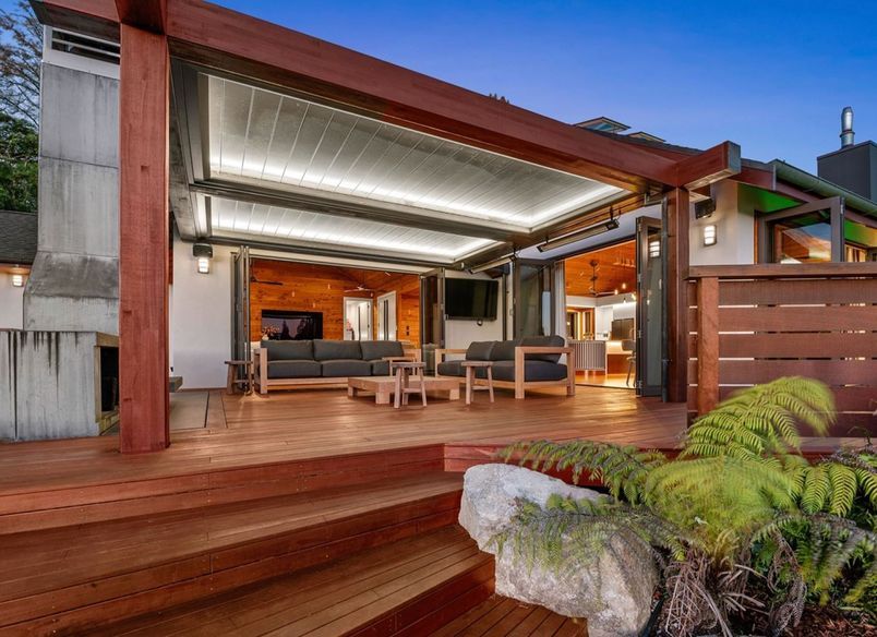 Integrated Louvre Roof