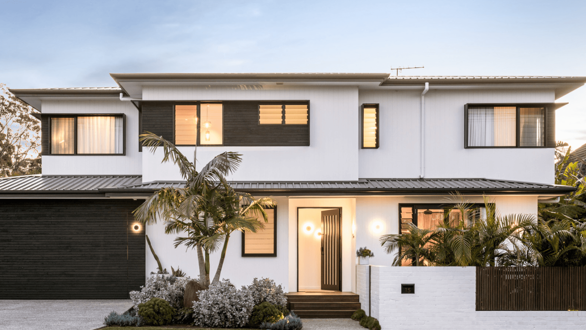Paradise Palms, Caringbah banner
