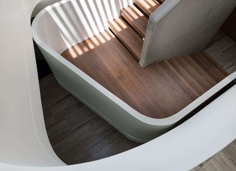 32C - "Botox-Free" sustainable rebirth