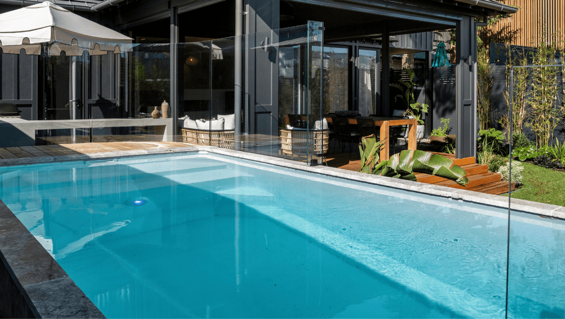 The Block House 4 - Steph & Gian banner