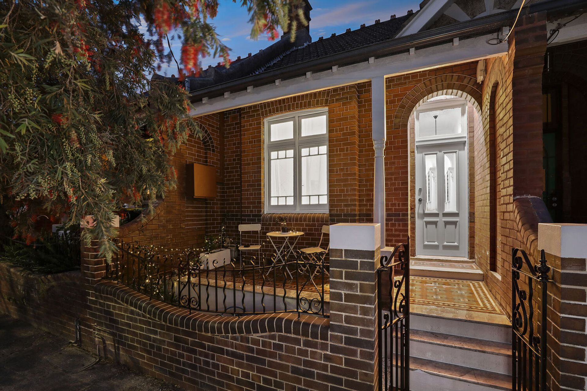 East Juliett - Enmore NSW