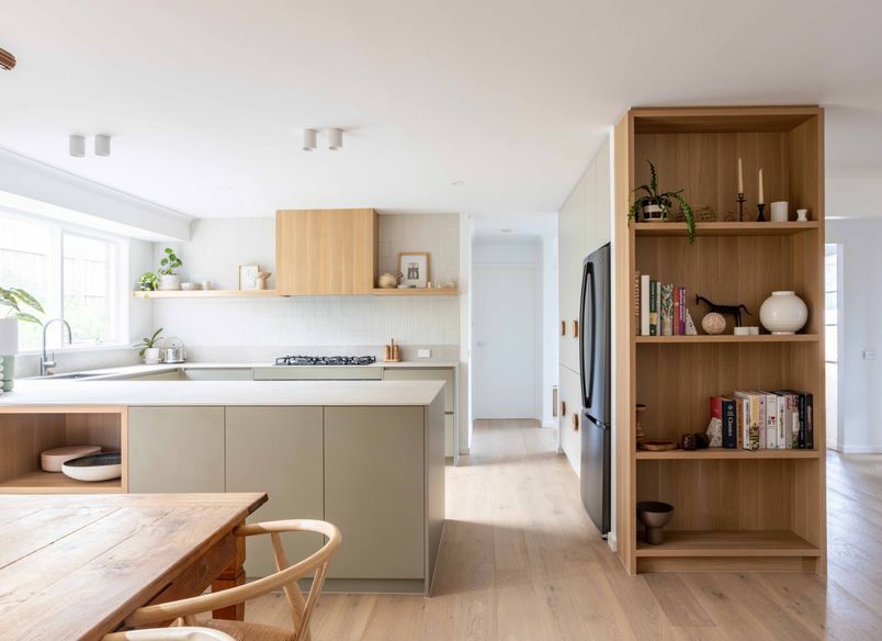 Myrtle St, Langwarrin