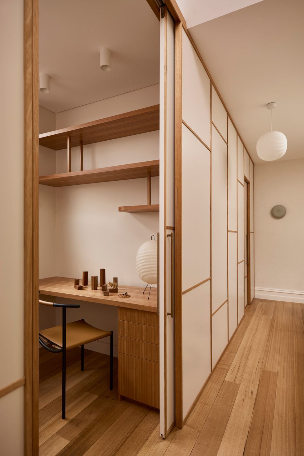 14-Study-and-bathroom-behind-shoji-wall.jpg