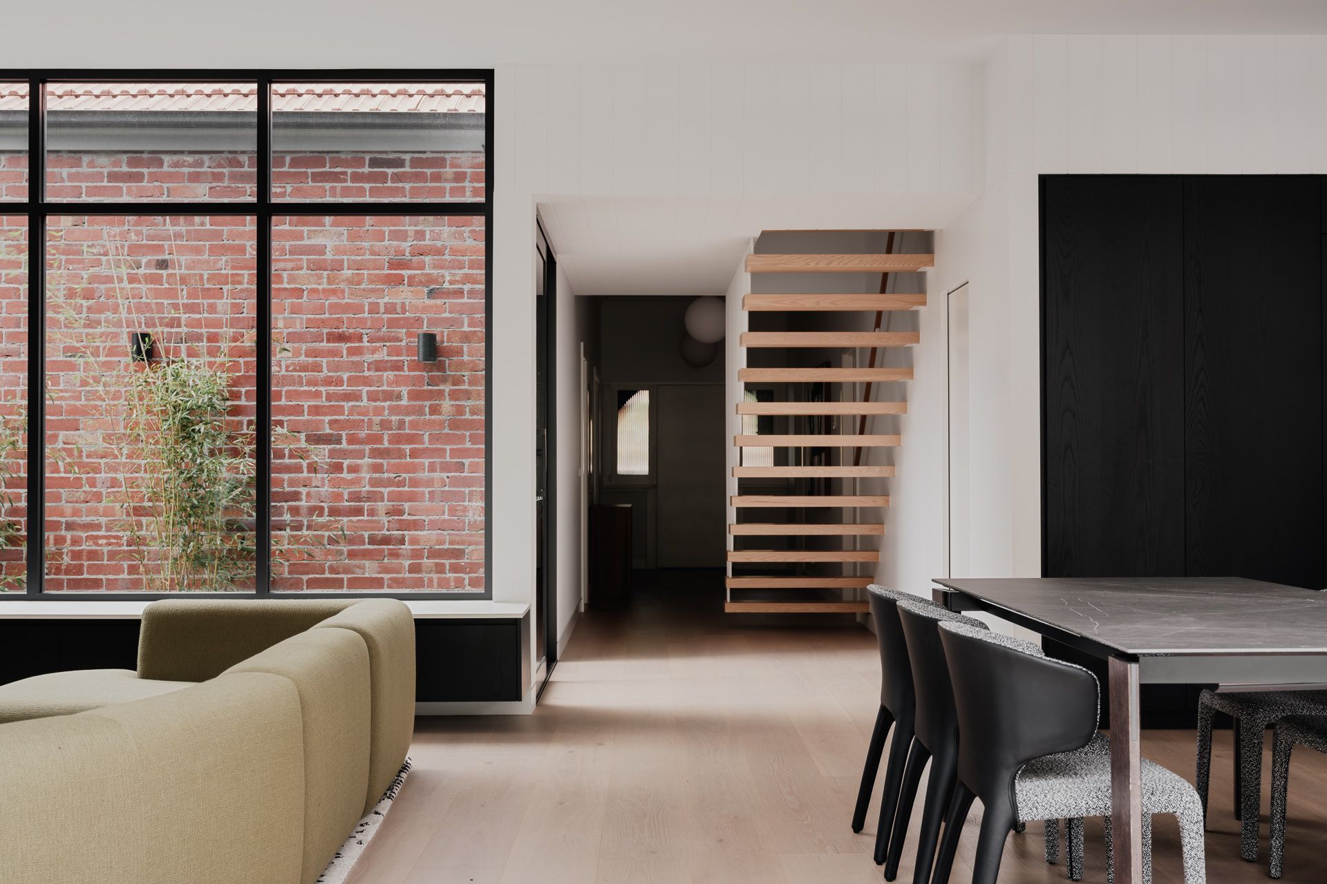 14HolroydAveStKildaEast5954.jpg