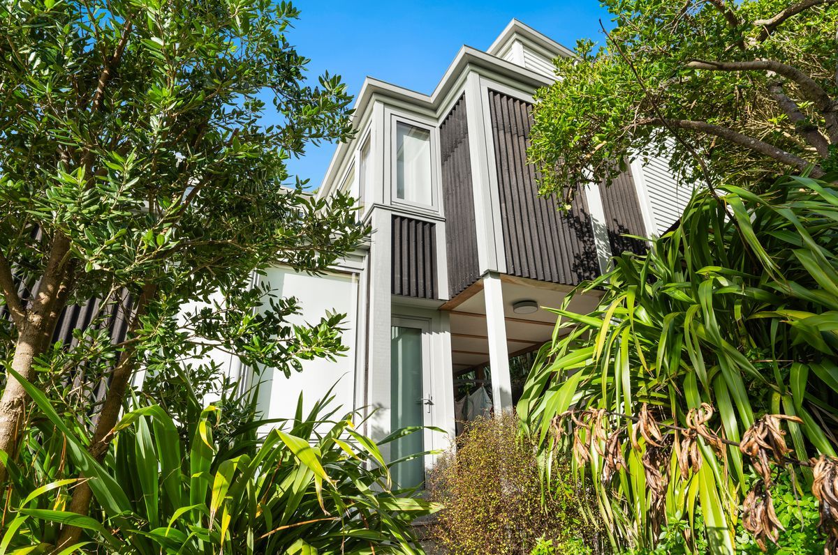 Exterior Restoration + Refurbishment