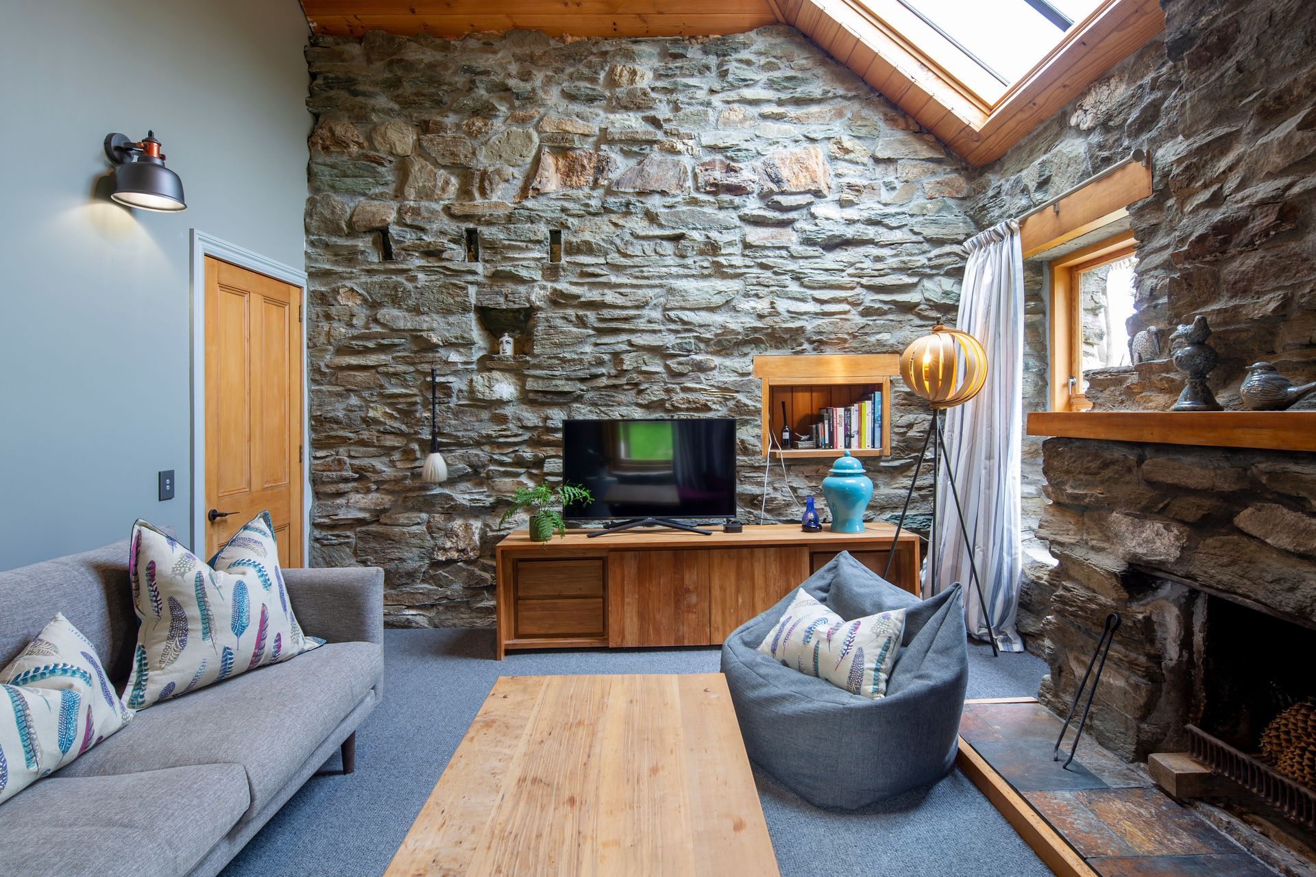 Judge &amp; Jury Farm Retreat