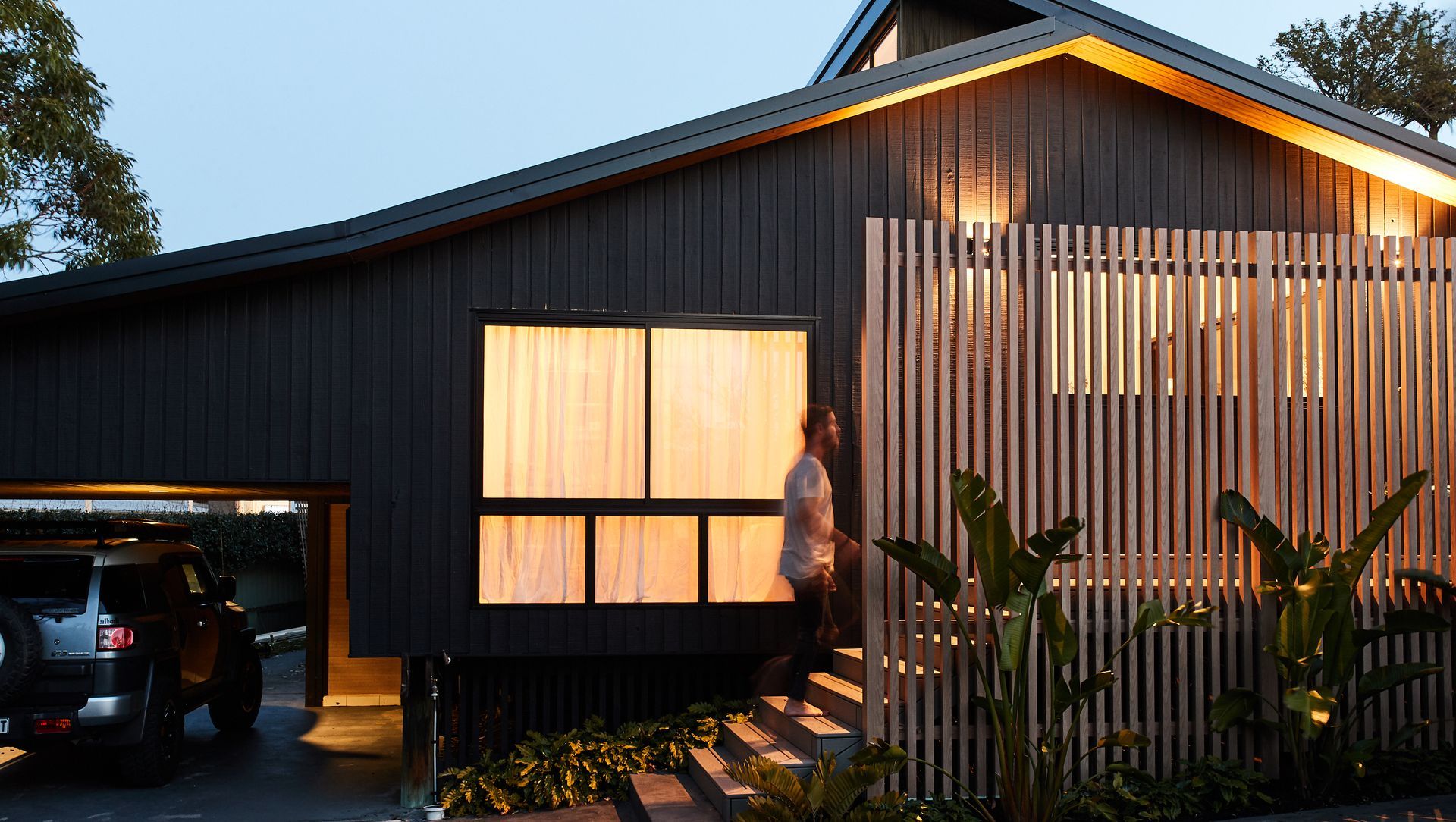 DECO x Shannon Vos banner