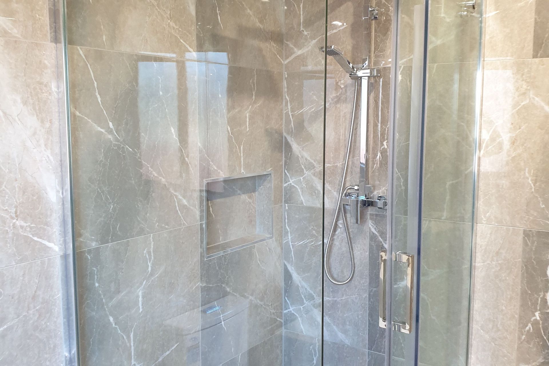 Goh Gardens &amp; Bathroom