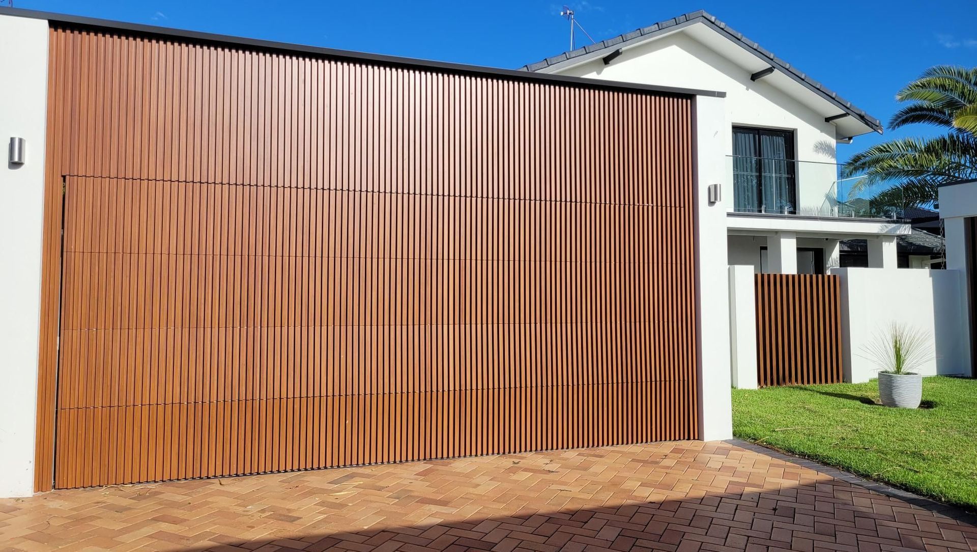 Custom Garage | Gold Coast banner