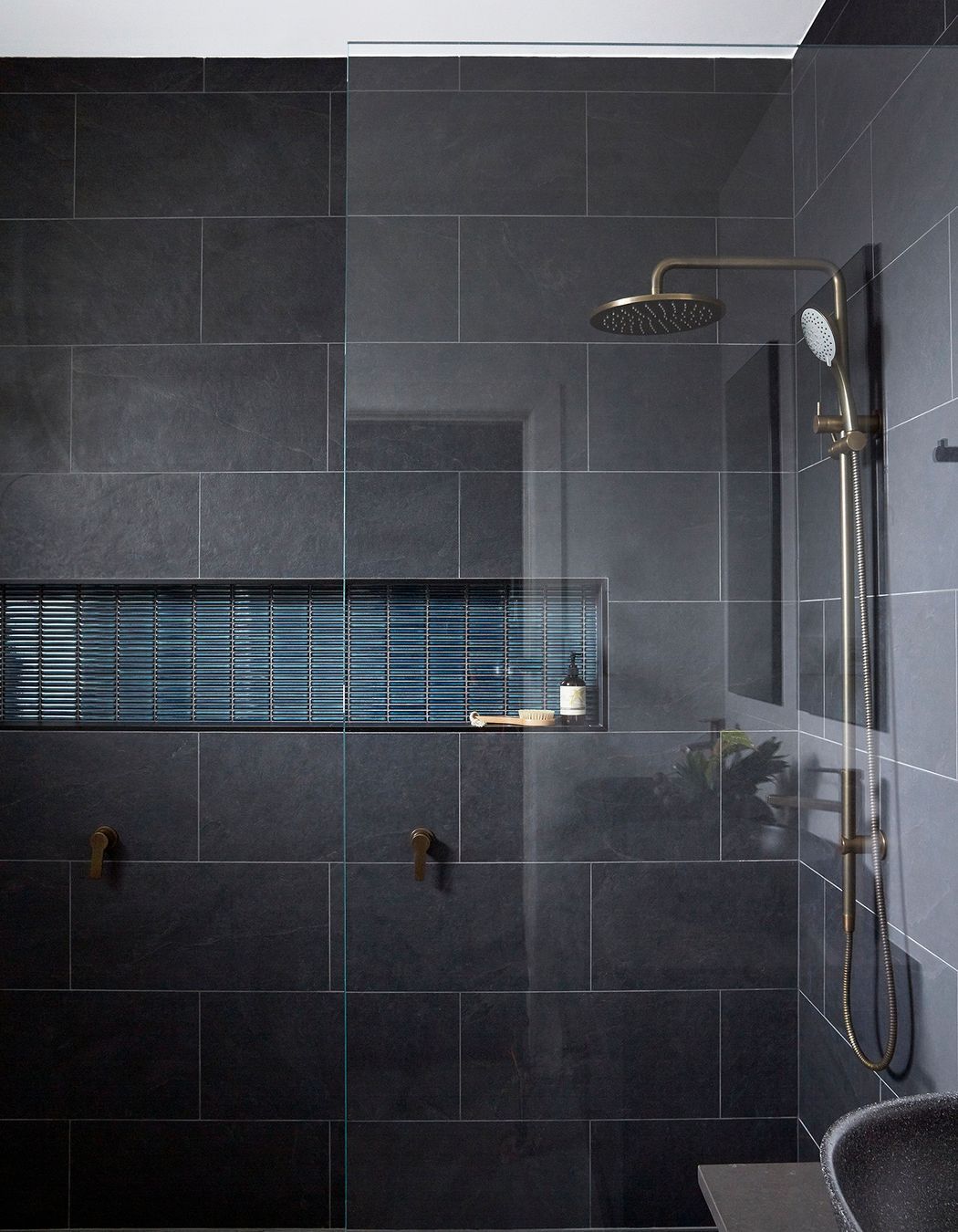 Photographer: Amanda Prior