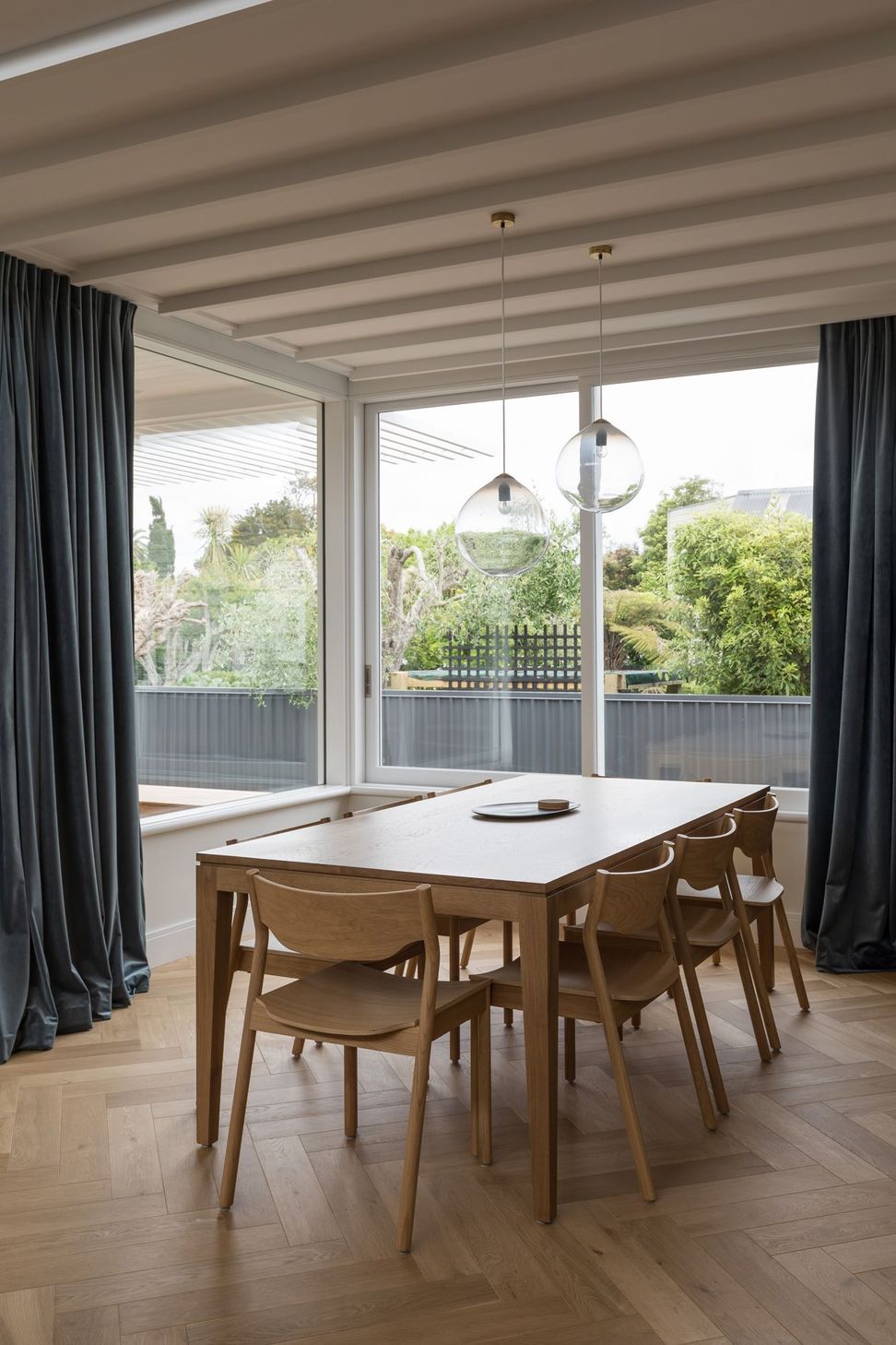 Villa Reno in Auckland by KKID and Malcolm Walker
