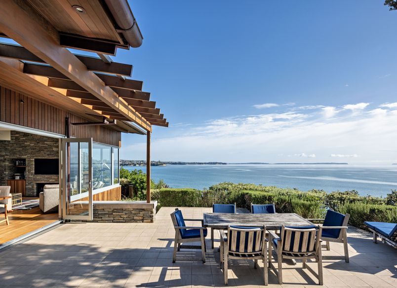 Campbells Bay Cliff Edge