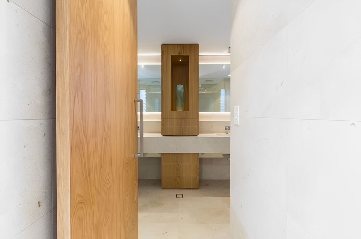 1444 Fern Residence