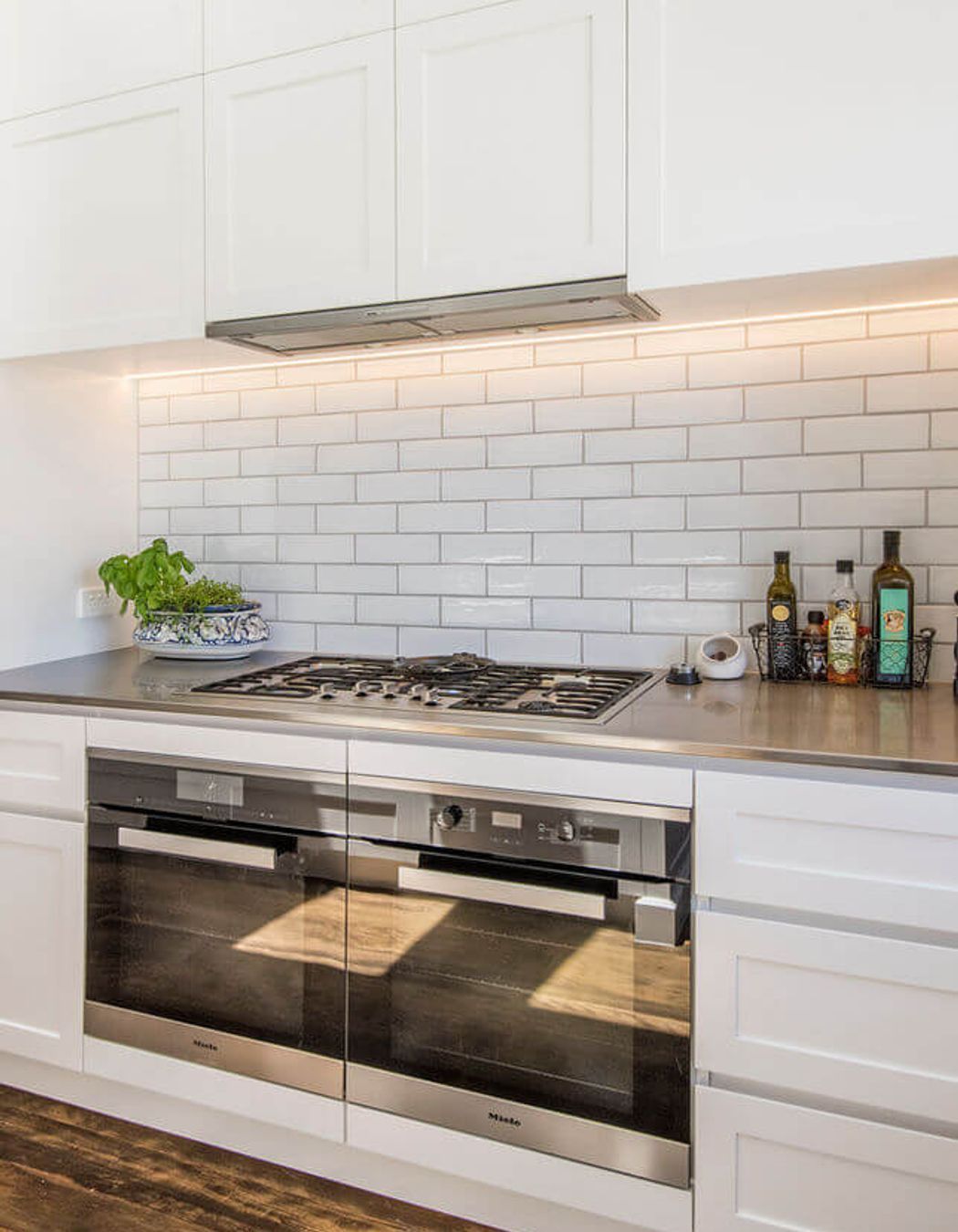 Mozeley Ave, Devonport