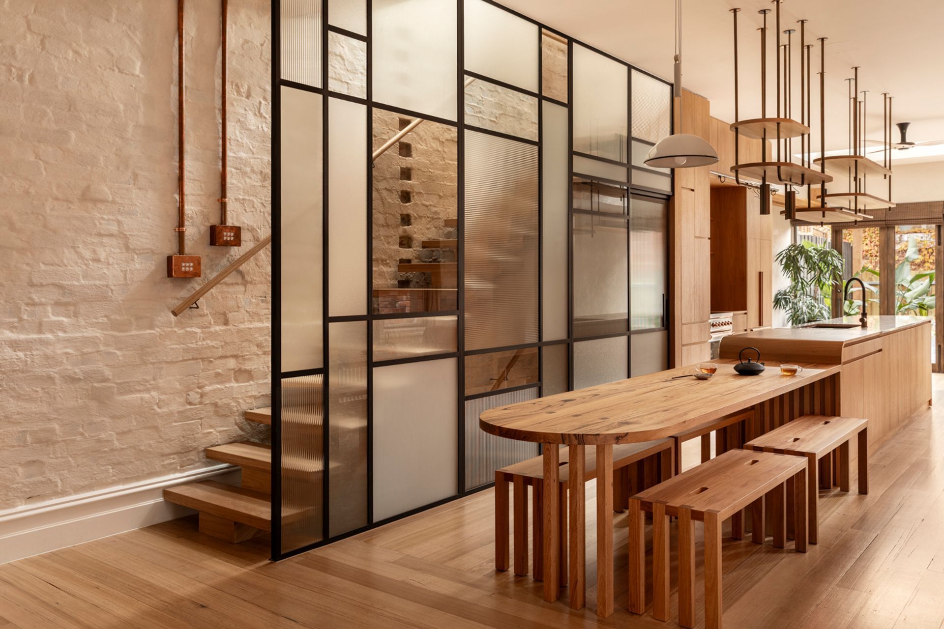 3-Staircase-dining-table-wide-shot.jpg