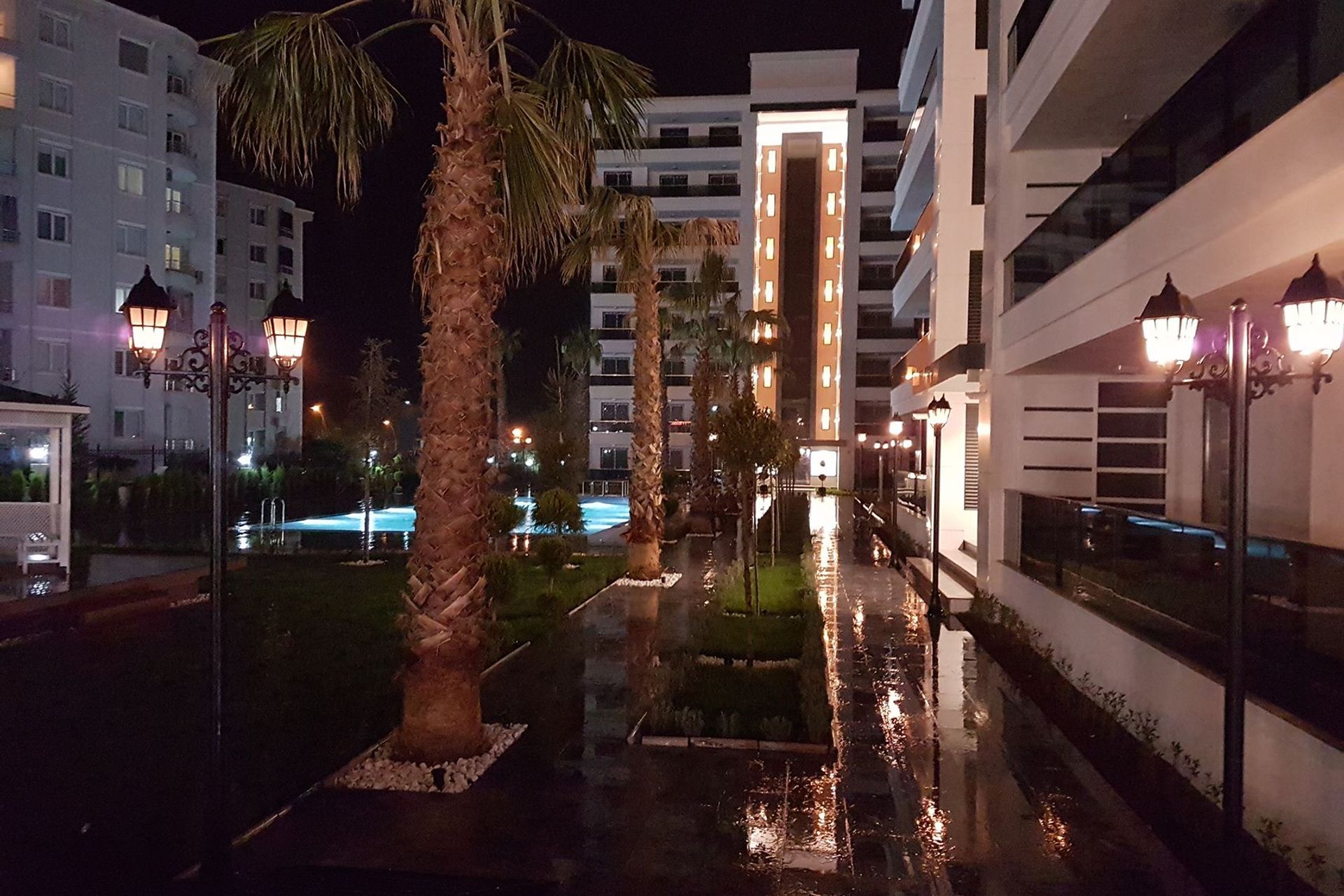 Desen Life Project 32 Units Apartment