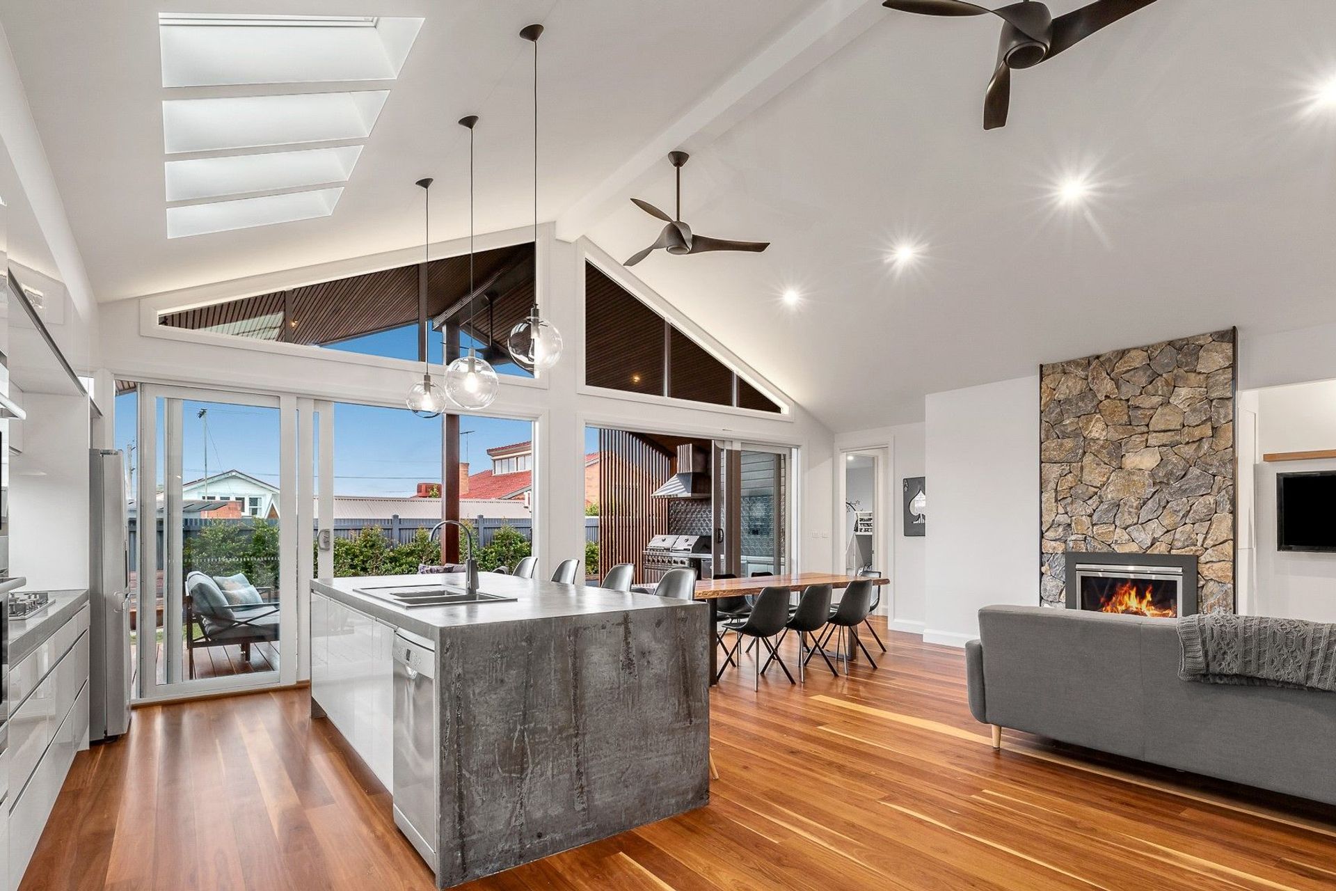 4 Bed 2 Bath Renovation and Extension 2