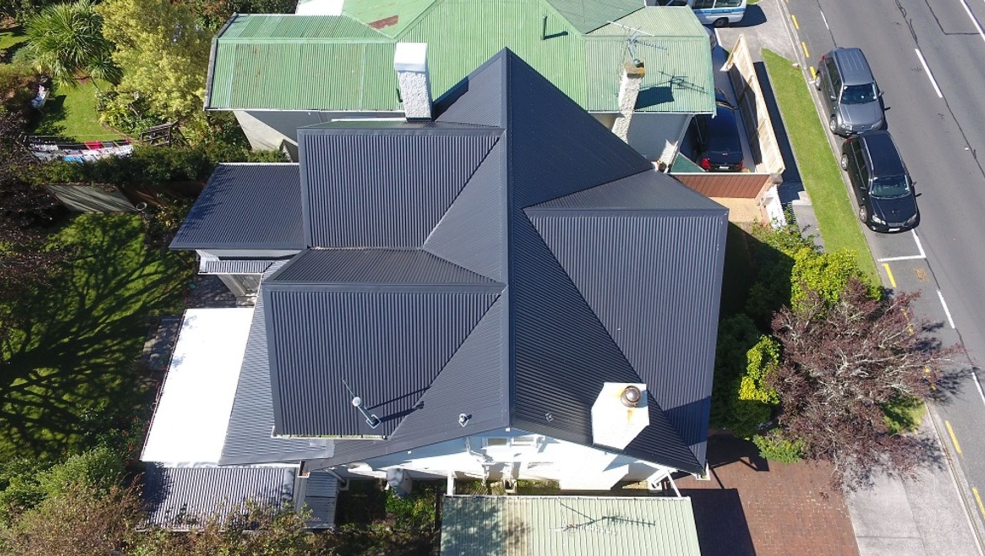 Vivian Street banner