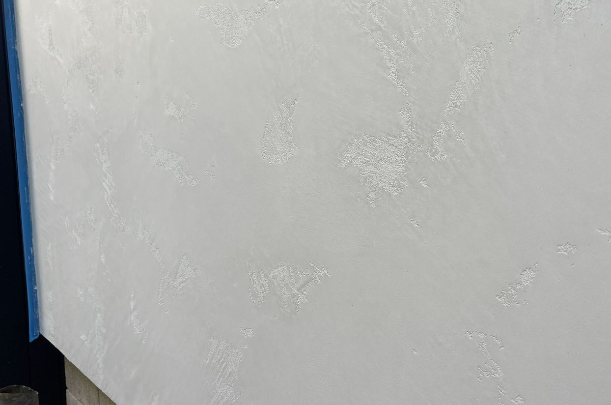 Exterior Wall, Pietra Levigata