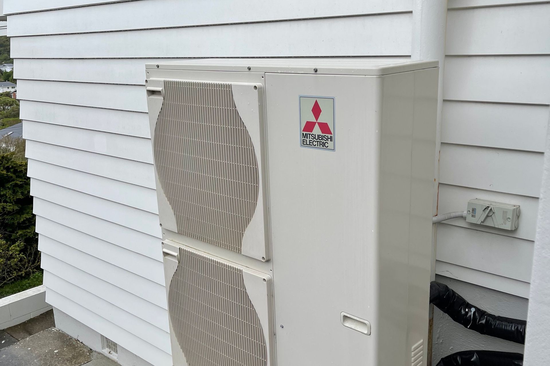 Modern Comfort for a Mid-Century Home